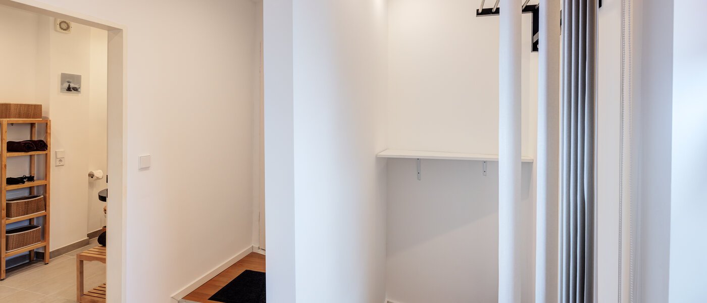 квартира München Forstenried 04 коридор 14109