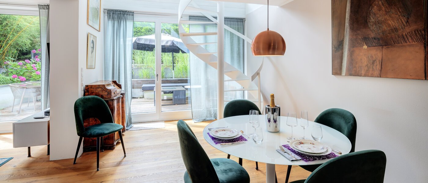 двухэтажная квартира München Solln 01 обеденная зона 14111