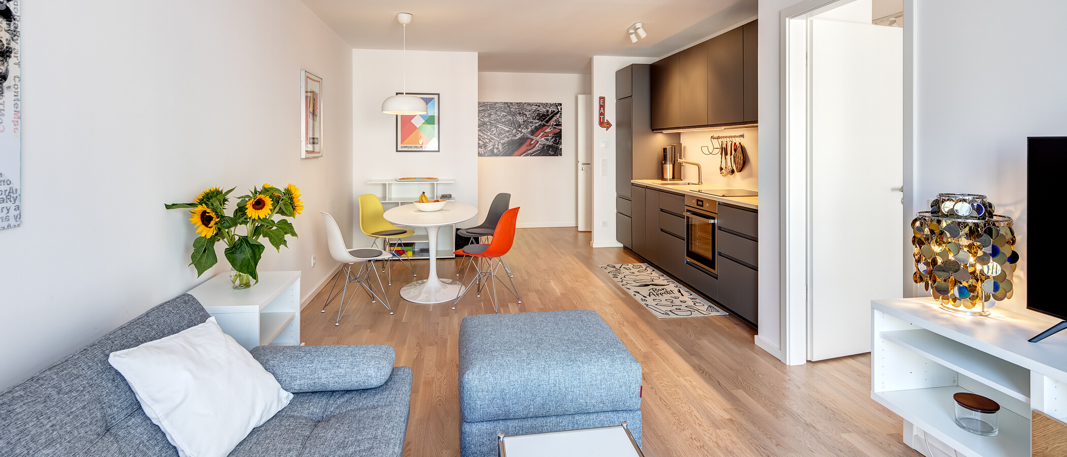 квартира München Neuhausen 04 жилое пространство 14150