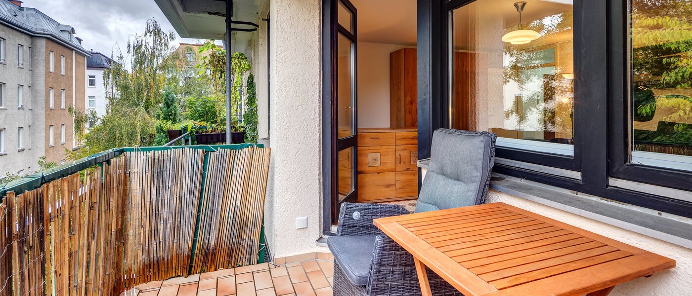 квартира München Maxvorstadt - Rund um den Josephplatz 01 балкон 14151