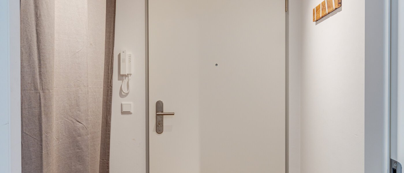 квартира München Neuperlach 01 коридор 14160