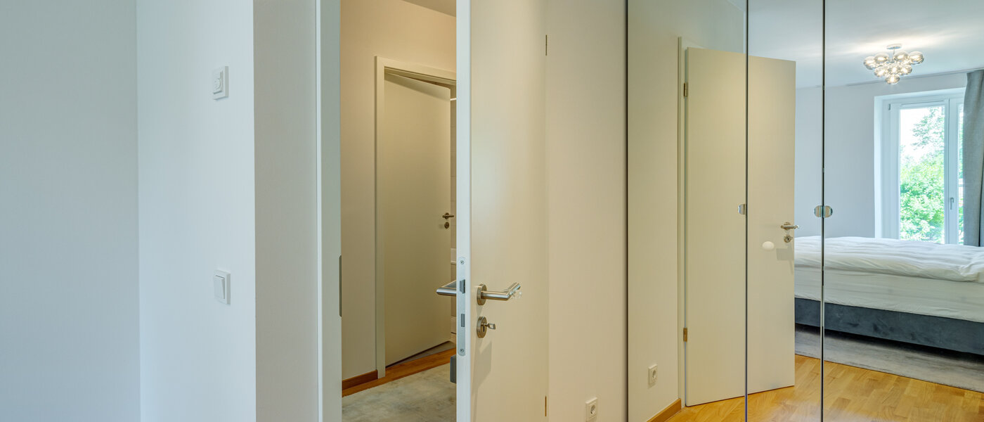 квартира München Obermenzing 02 коридор 14168