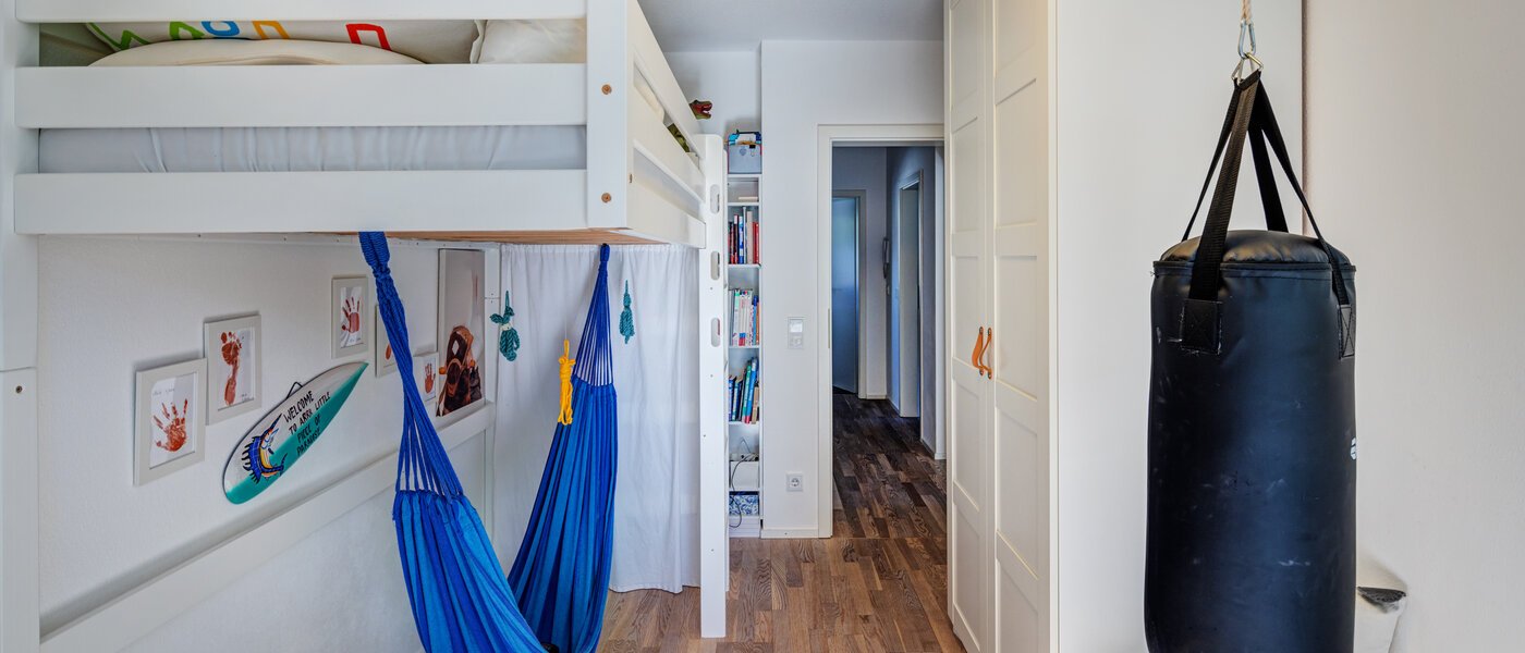 Половина двухквартирного жилого дома Ottobrunn 03 детская комната 14180