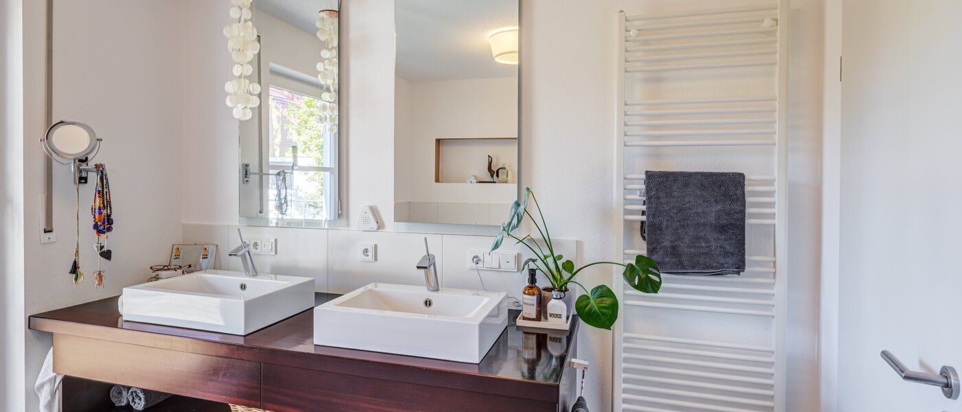 Половина двухквартирного жилого дома Ottobrunn 04 ванная комната 14180