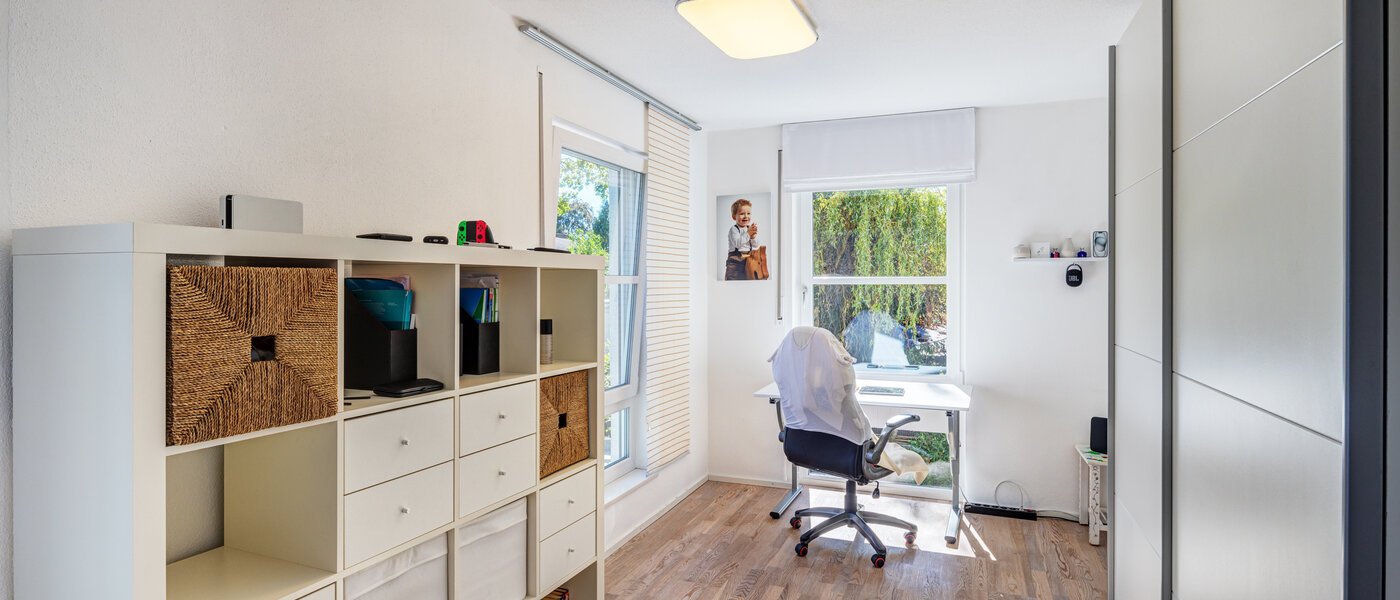 Половина двухквартирного жилого дома Ottobrunn 02 2-я спальная комната 14180