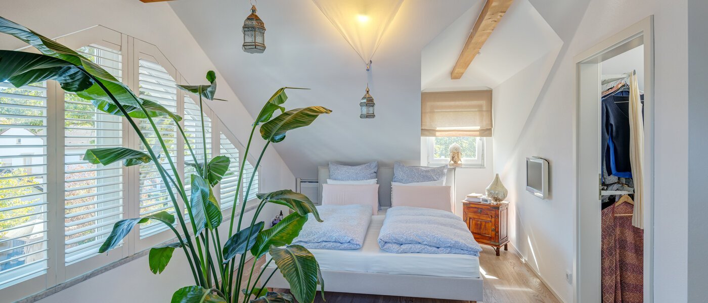 Половина двухквартирного жилого дома Ottobrunn 01 1-я спальная комната 14180