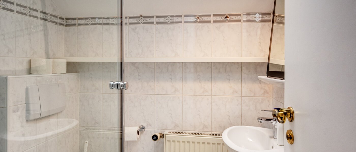 дом Berg am Starnberger See 01 2-я ванная комната 14208