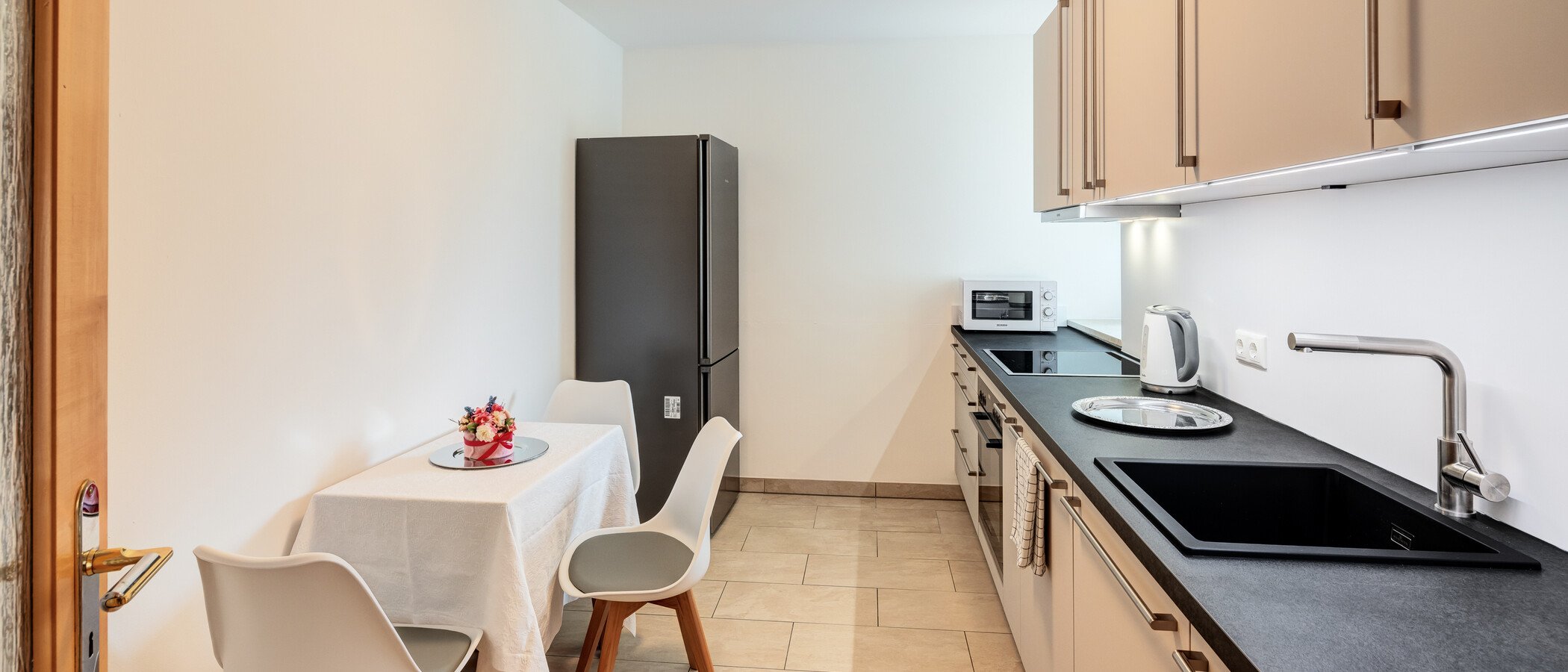 квартира München Aubing 01 кухня 14209