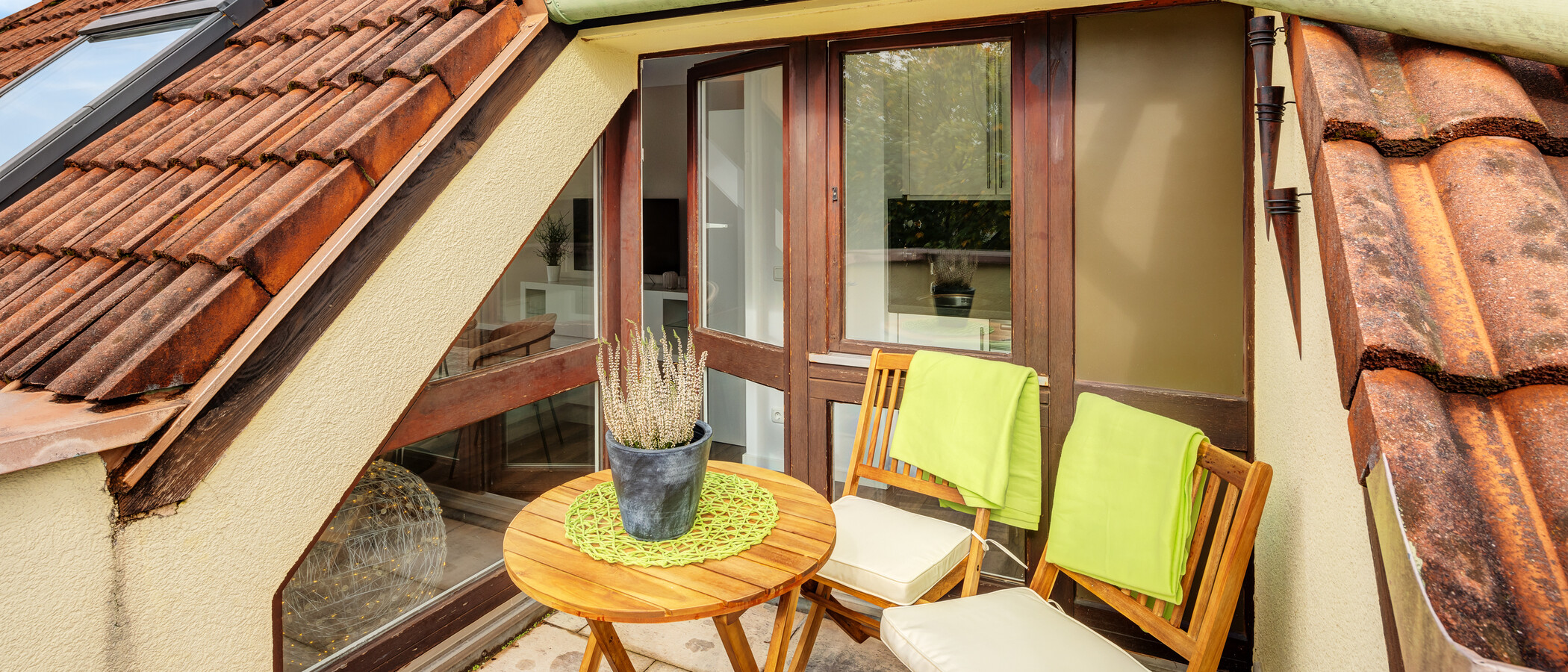 мансардная квартира München Großhadern 01 терраса с крышей 14211