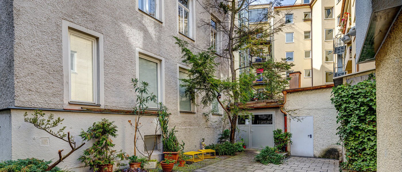 квартира München Lehel 02 внутренний двор  14214