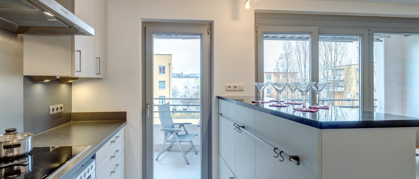 квартира München Milbertshofen 02 кухня 14220