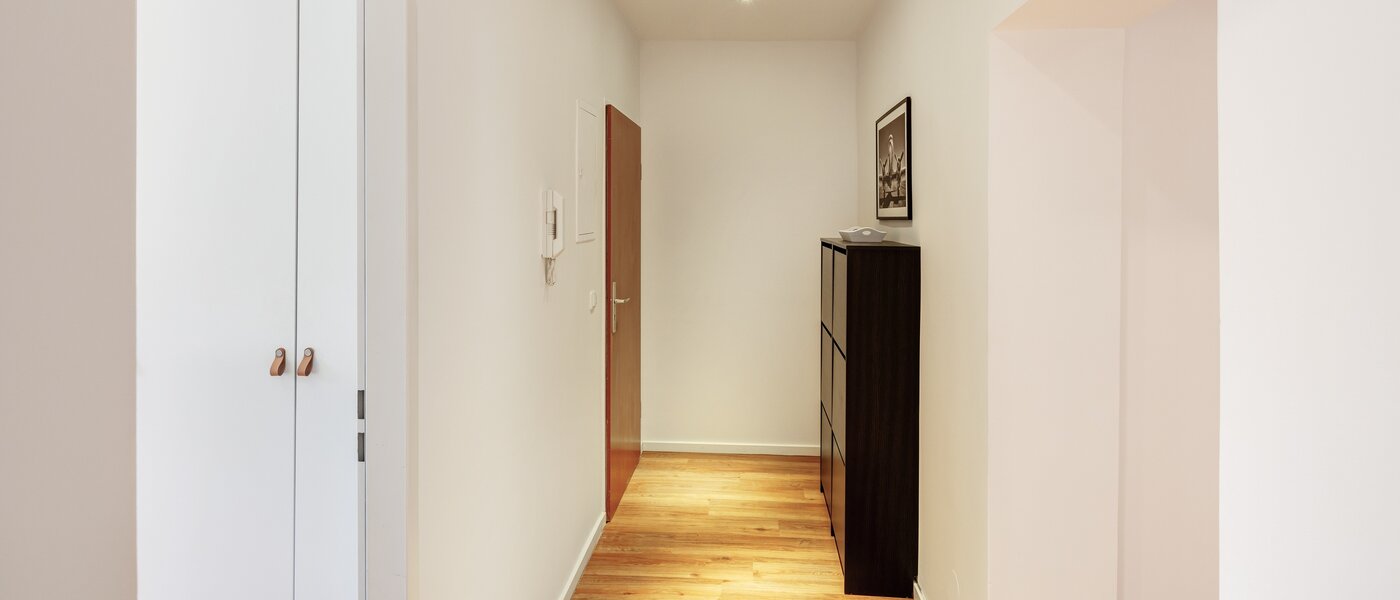 квартира München Thalkirchen 01 коридор 14224