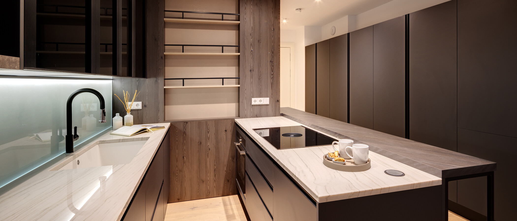 квартира München Maxvorstadt 01 кухня 14239