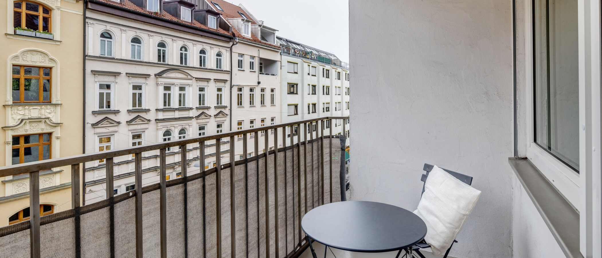 квартира München Maxvorstadt - Westen 01 1-я балкон 14247