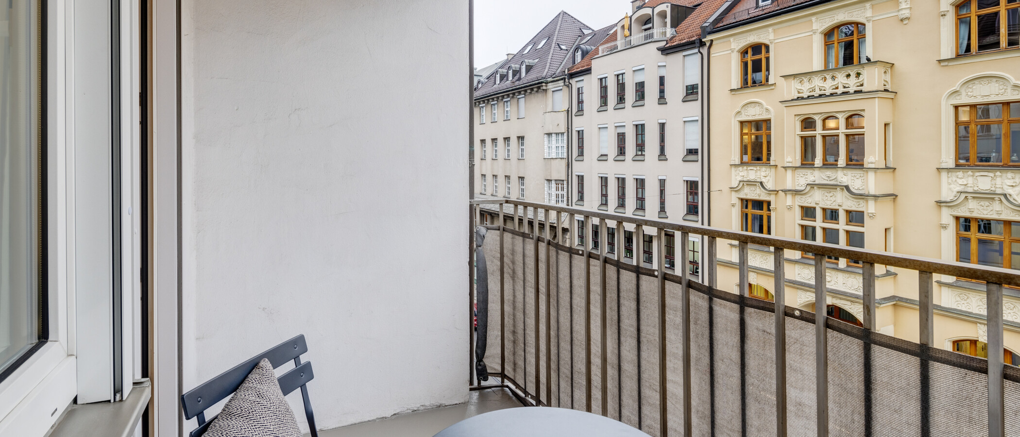 квартира München Maxvorstadt - Westen 02 1-я балкон 14247