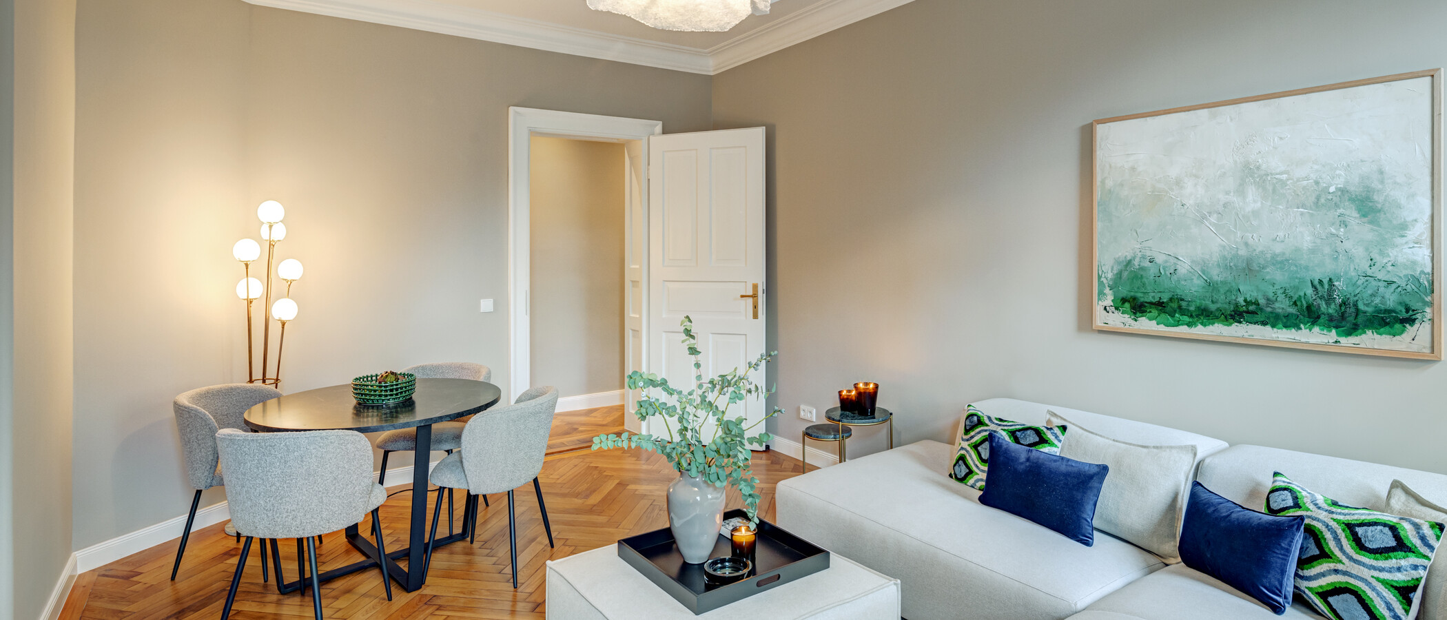 квартира München Lehel 02 жилое пространство 14254
