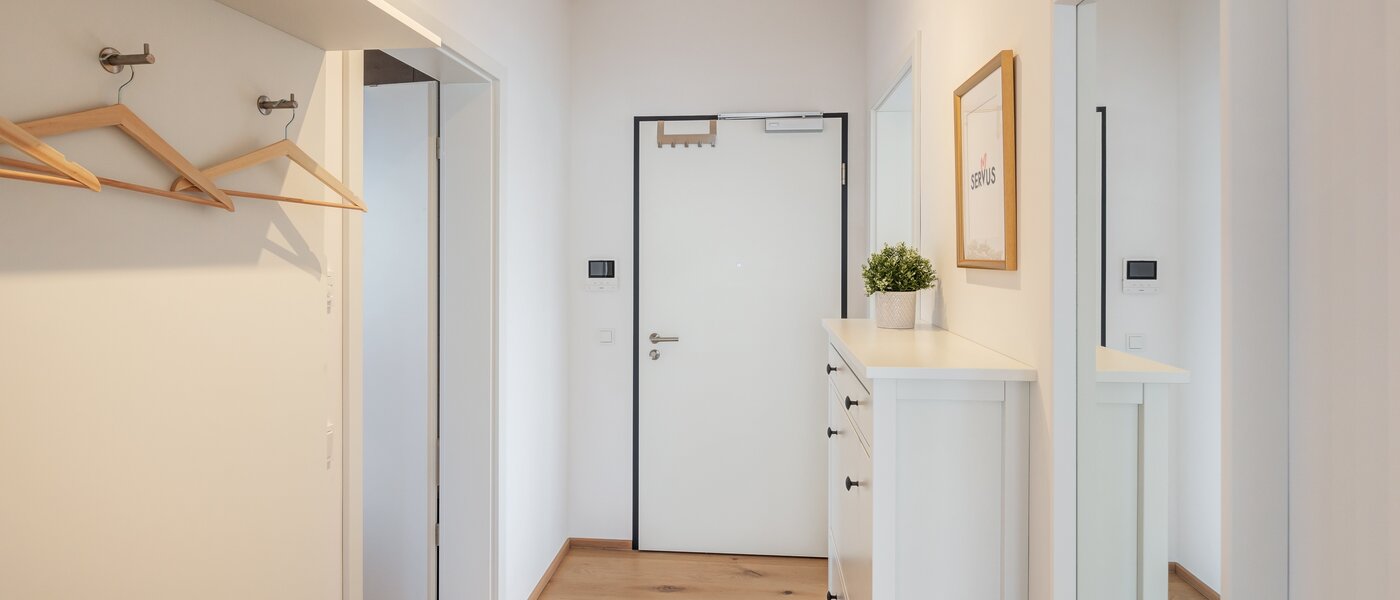 квартира-пентхаус Putzbrunn 01 коридор 14256