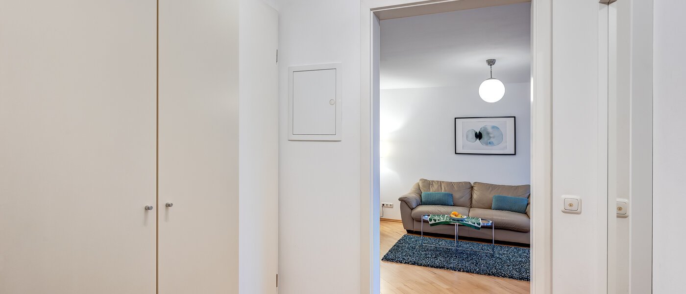 квартира München Schwabing 02 коридор 14257