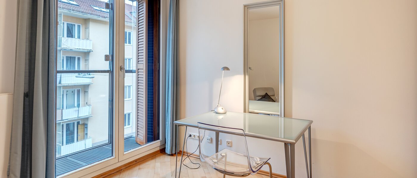 квартира München Schwabing 04 рабочий кабинет 14257