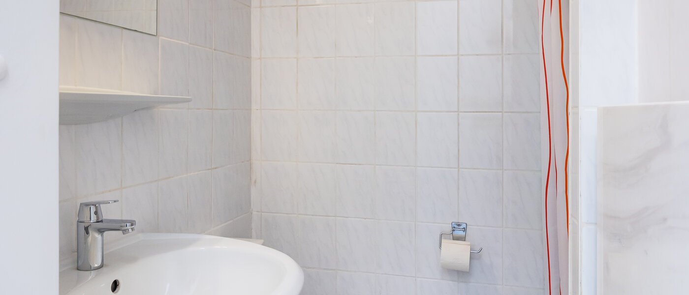 квартира München Maxvorstadt - Universitätsviertel 02 ванная комната 14283