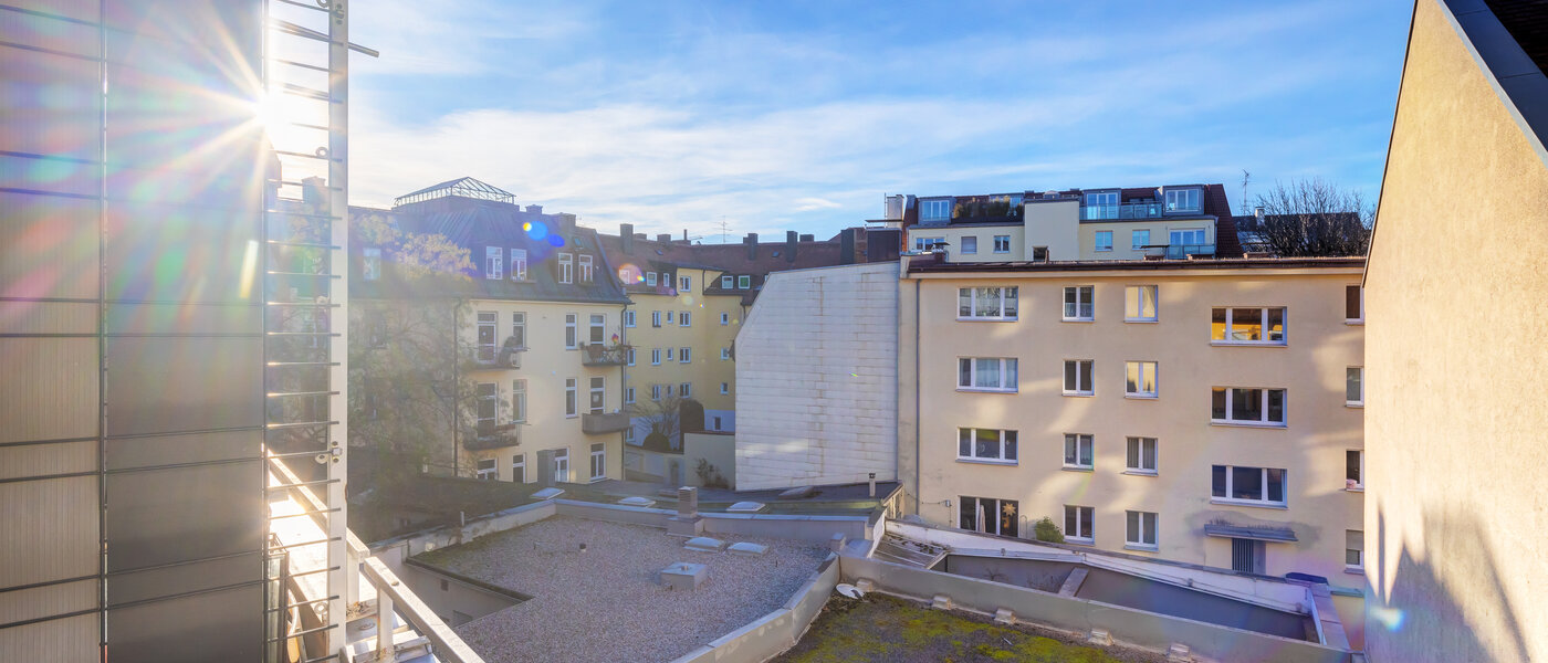 квартира München Maxvorstadt - Universitätsviertel 03 вид из окна 14283