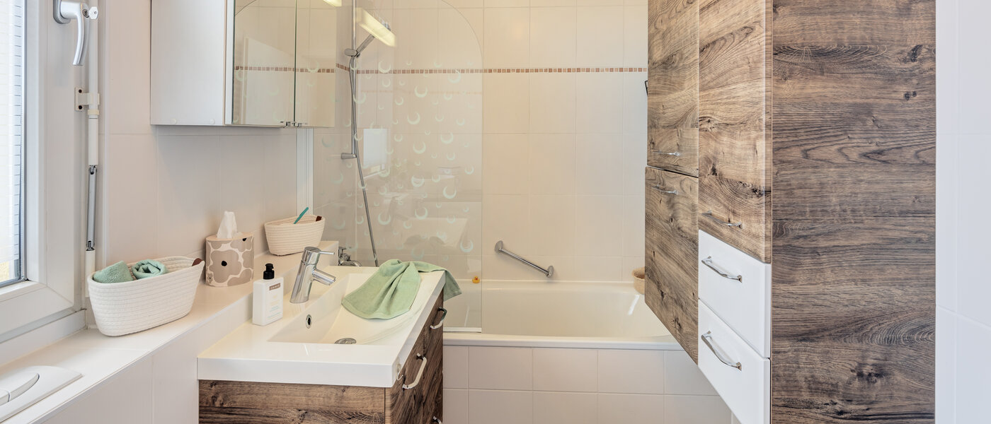 мансардная квартира München Untermenzing 02 ванная комната 14293