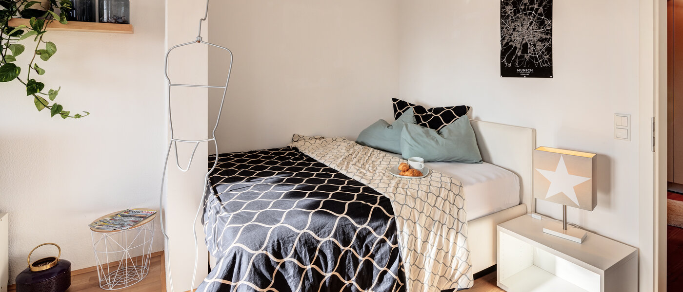 мансардная квартира München Untermenzing 01 зона для сна 14293