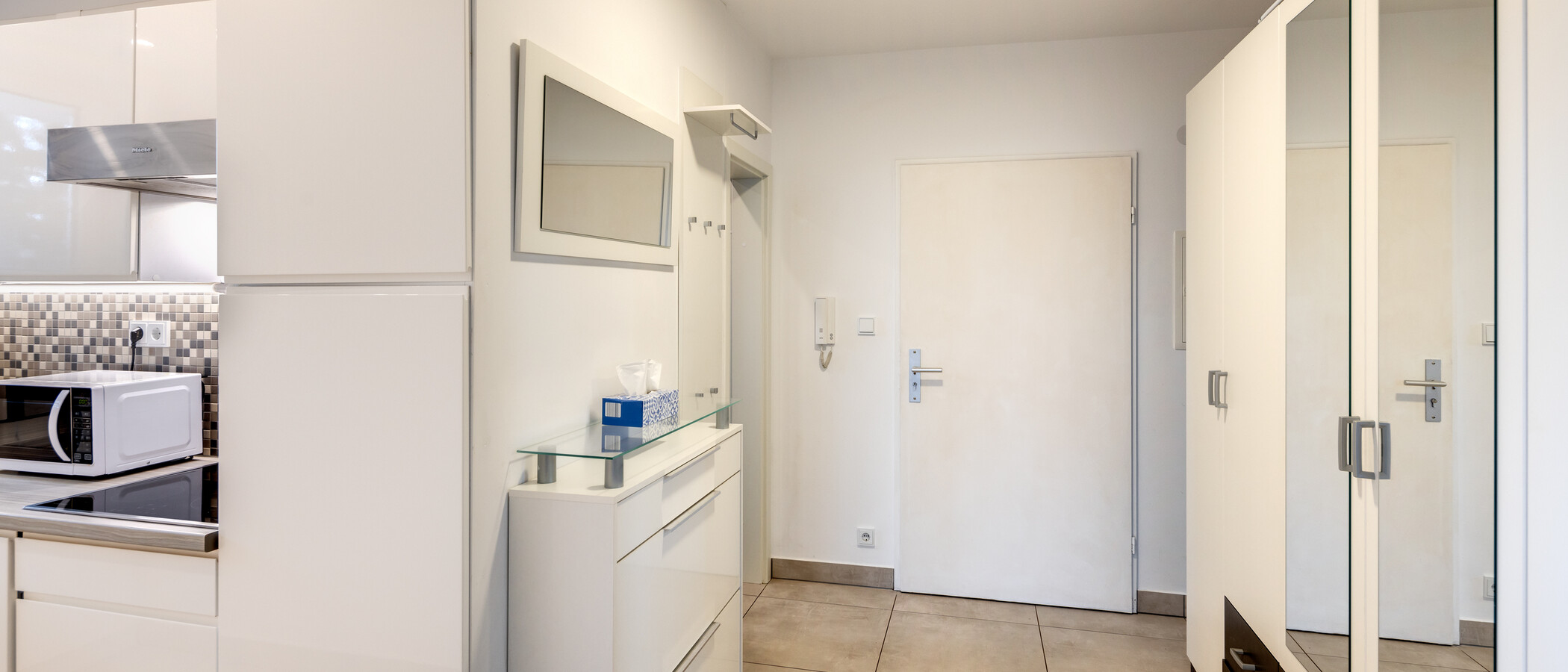 квартира München Obermenzing 01 коридор 14295