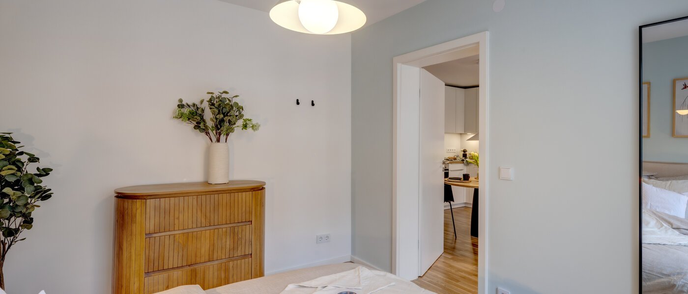 квартира München Neuhausen 02 спальная комната 14300