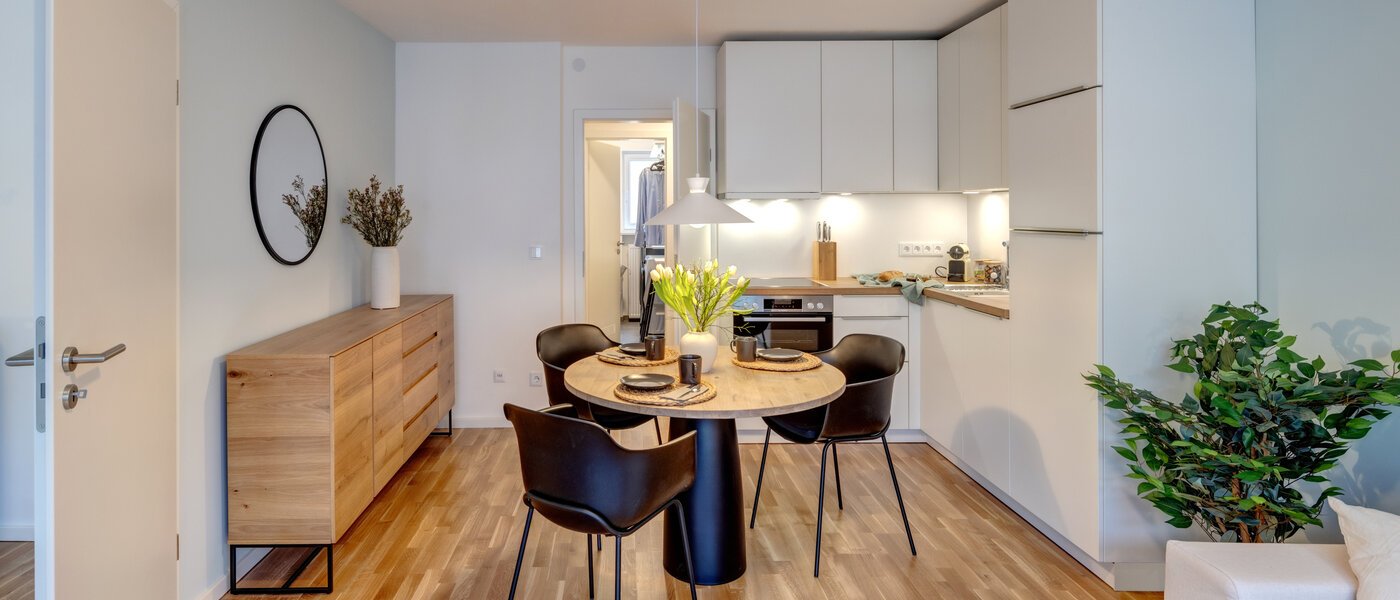 квартира München Neuhausen 03 жилое пространство 14300