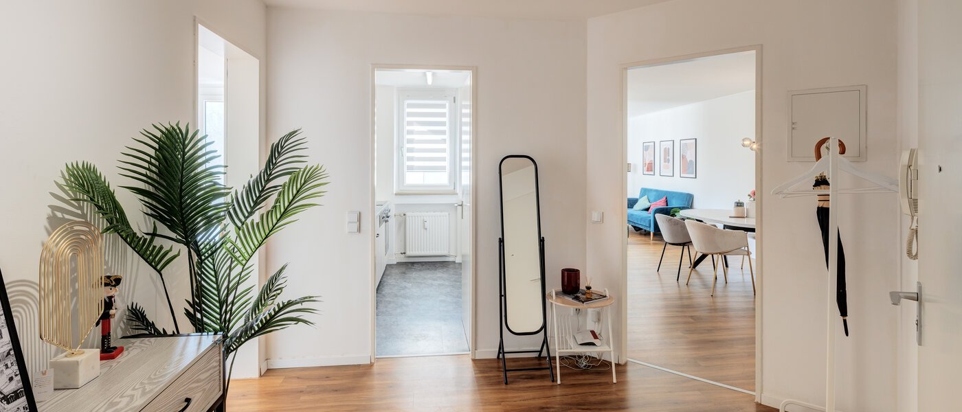 квартира München Oberföhring 01 коридор 14301