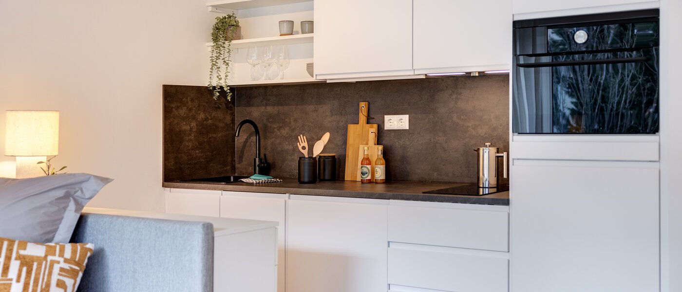 квартира München Schwabing-Nord (zw. Leopoldstraße & Englischen Garten) 01 кухня 14305