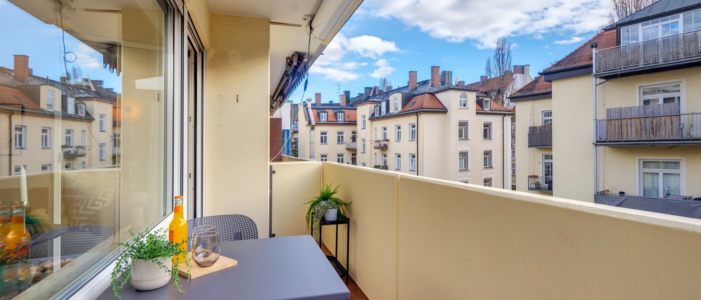 квартира München Schwabing-Nord (zw. Leopoldstraße & Englischen Garten) 02 балкон 14305
