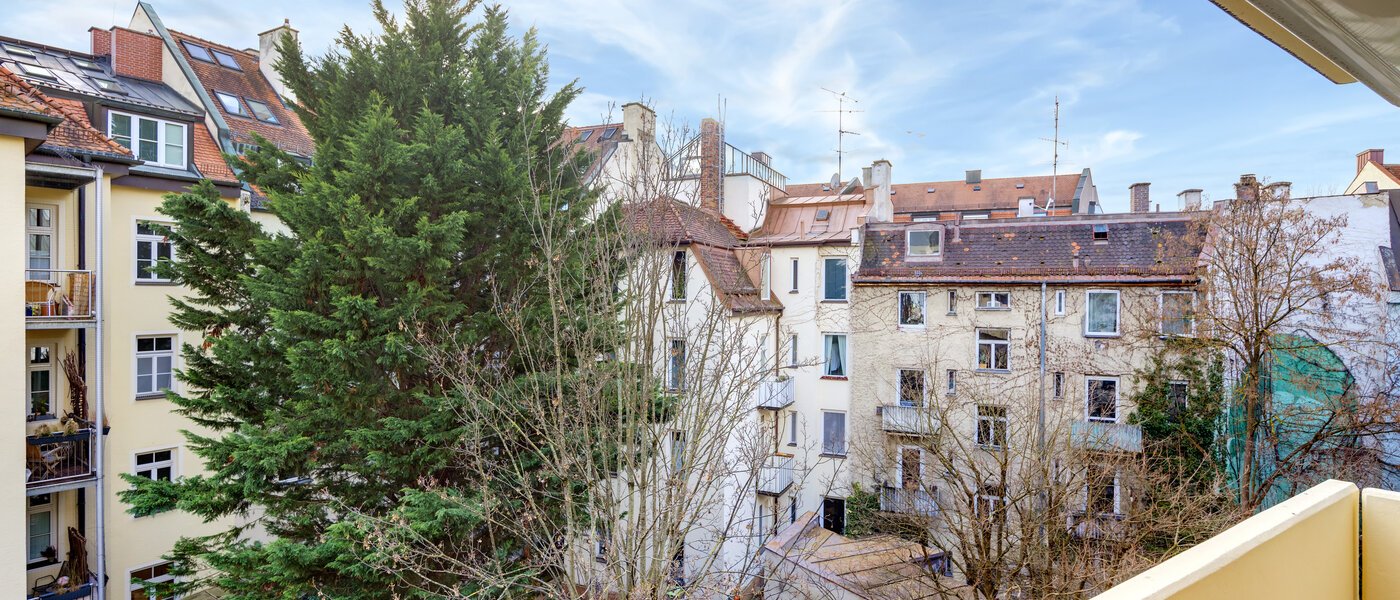 квартира München Schwabing-Nord (zw. Leopoldstraße & Englischen Garten) 01 вид из окна 14305