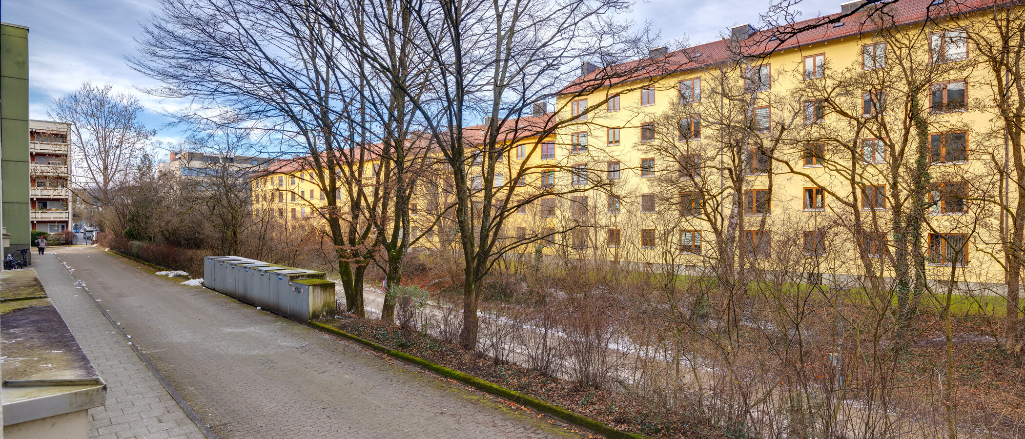 квартира München Sendling-Westpark 01 вид из окна 14307