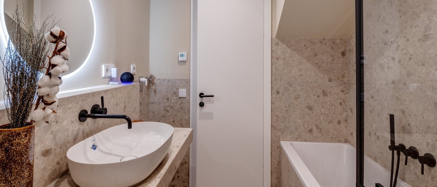 двухэтажная квартира München Glockenbachviertel 04 ванная комната 14318