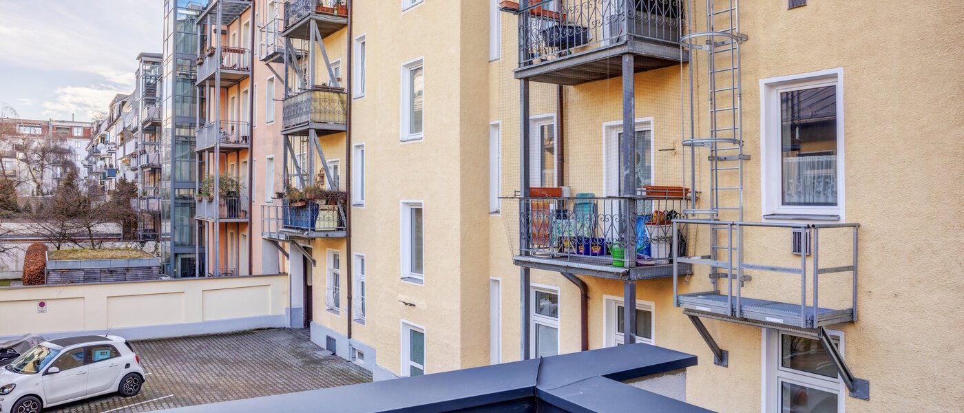 двухэтажная квартира München Glockenbachviertel 03 вид из окна 14318