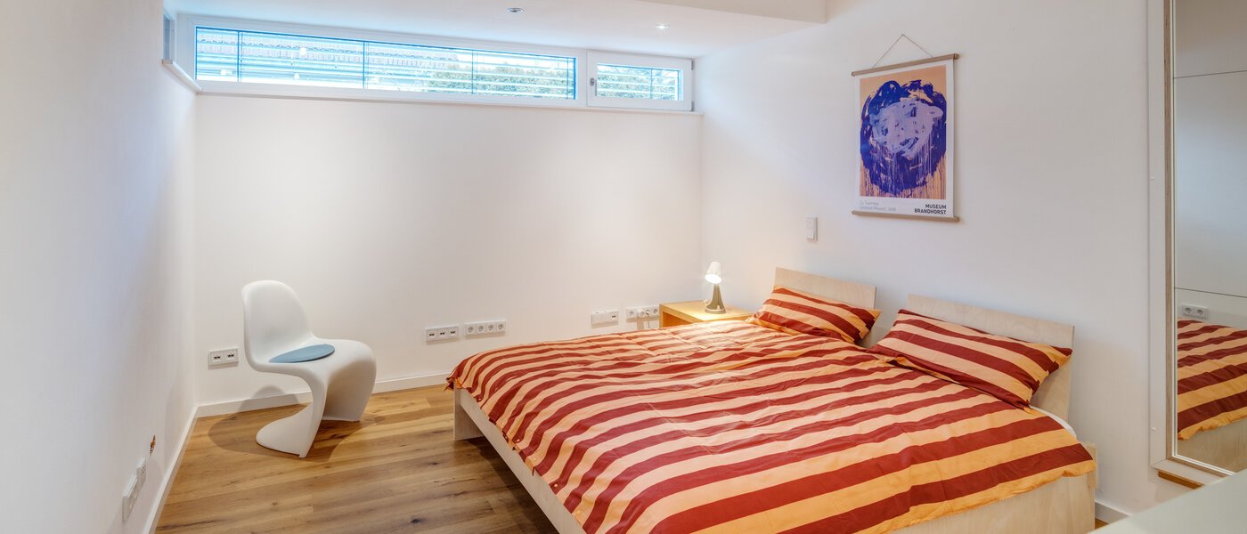 квартира München Allach 01 спальная комната 14325