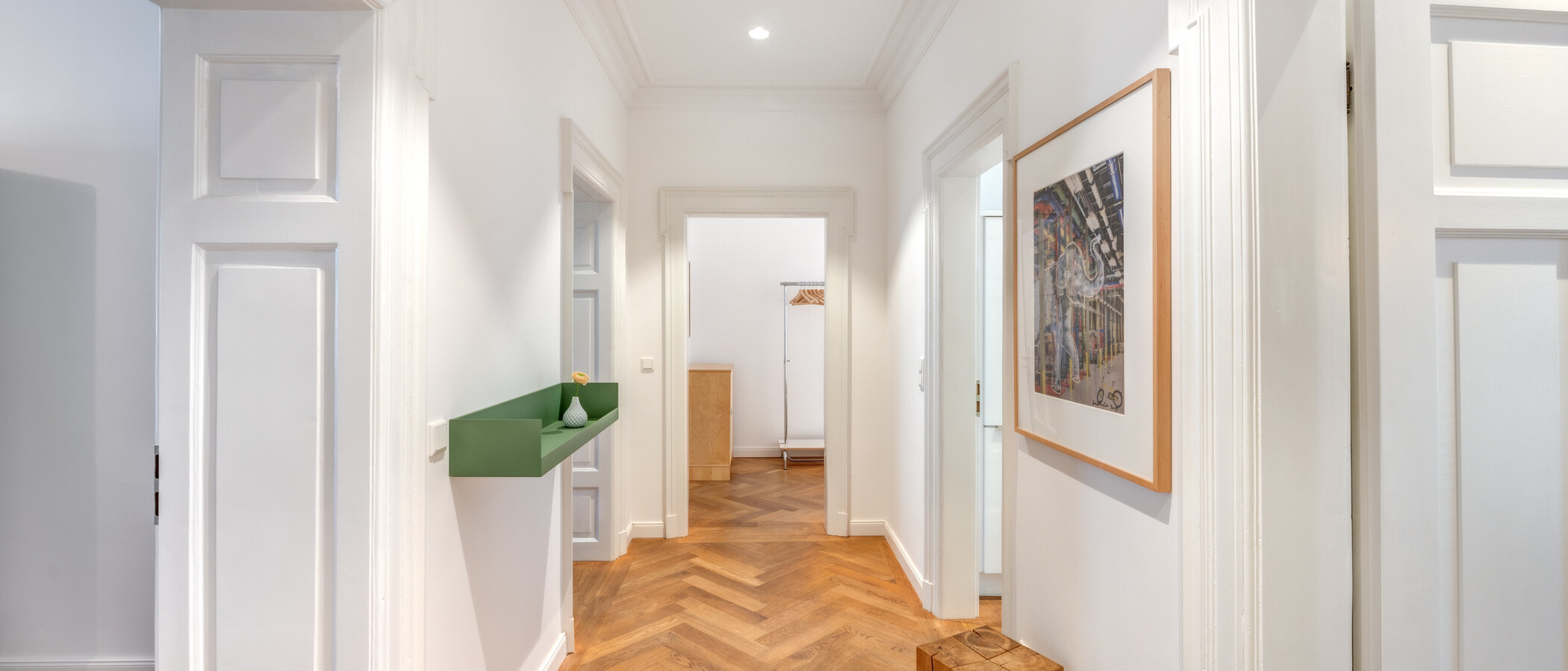 квартира München Neuhausen 02 коридор 14340