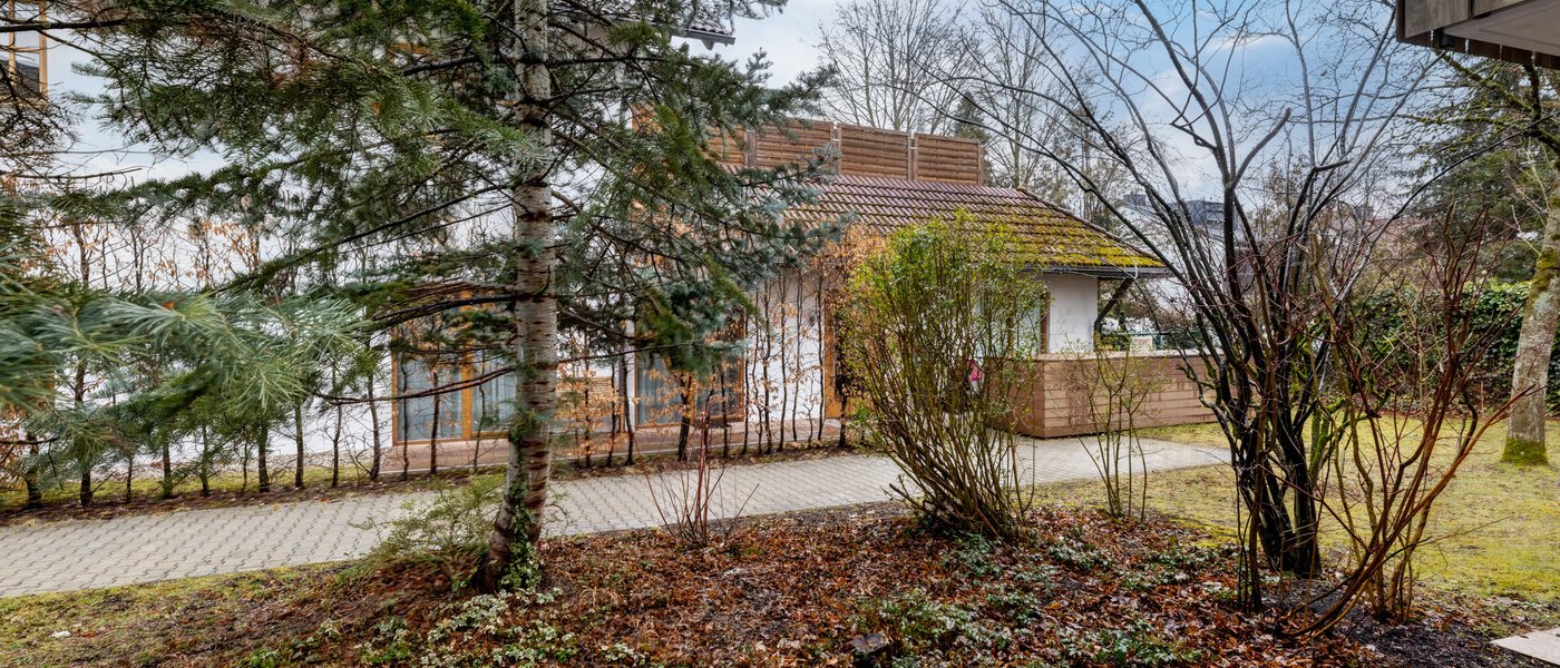 квартира München Forstenried 01 вид из окна 14341