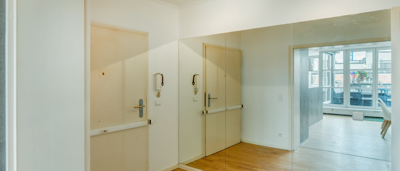 квартира München Maxvorstadt 03 коридор 14358