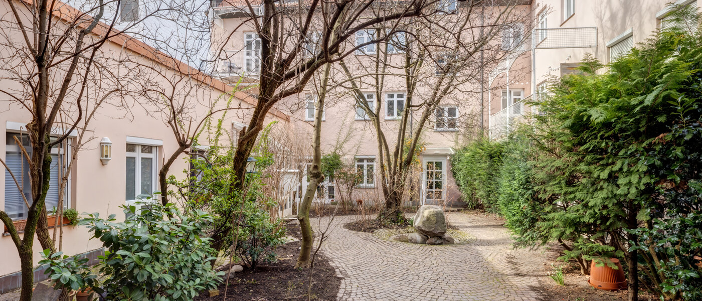 квартира München Maxvorstadt 01 внутренний двор  14358