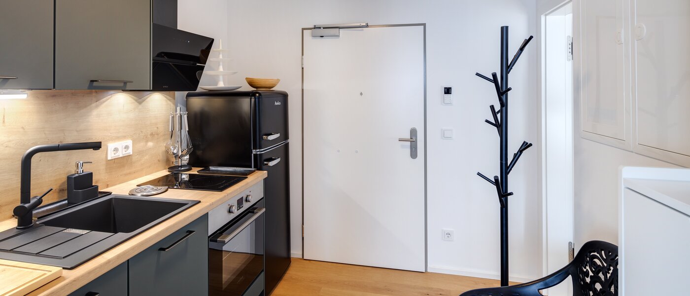 квартира München Schwabing-West (rund um den Hohenzollernplatz) 01 коридор 14369