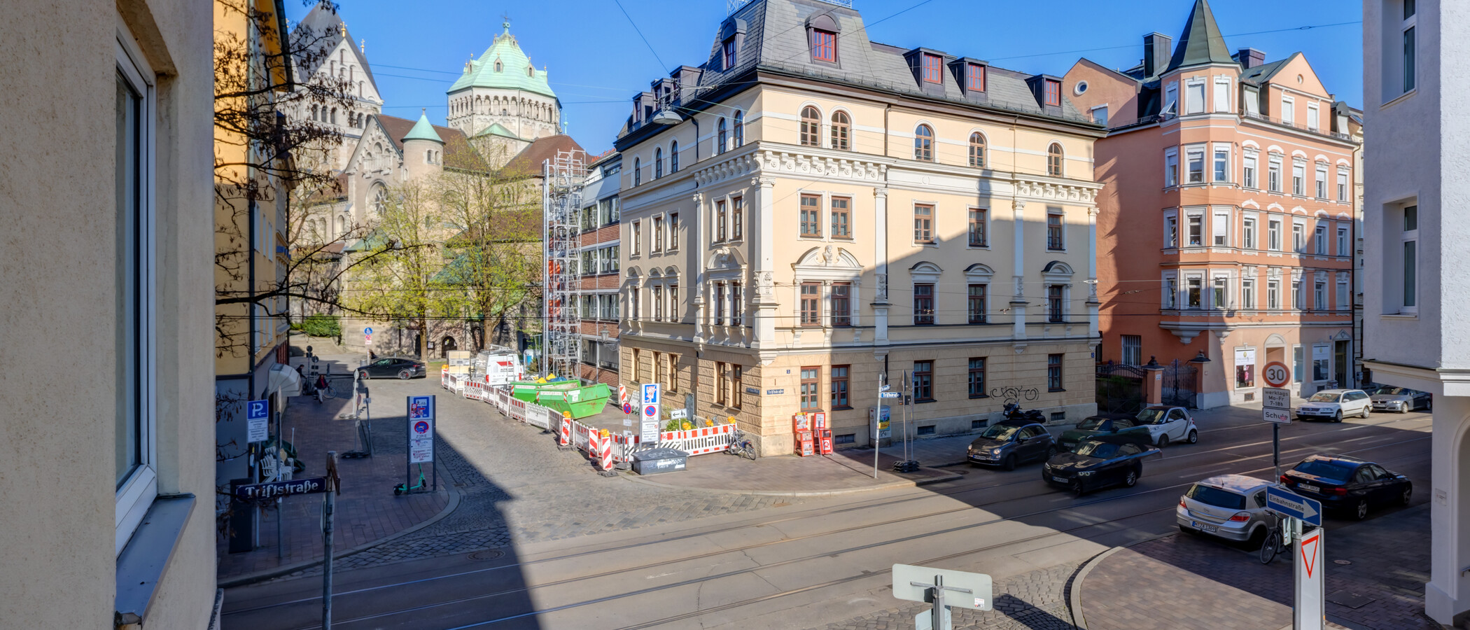 квартира München Lehel 03 вид из окна 14389