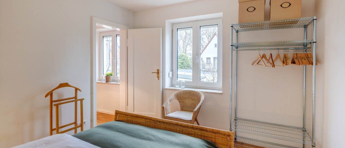 квартира München Bogenhausen 03 спальная комната 14390