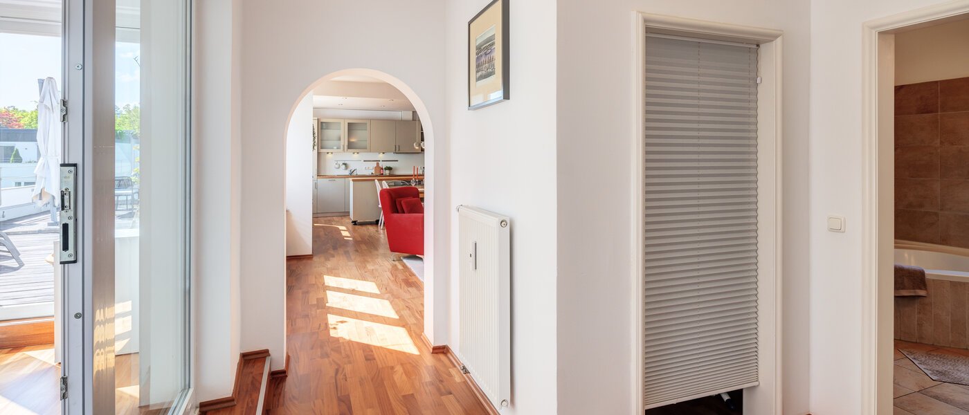 мансардная квартира München Solln 05 коридор 14396