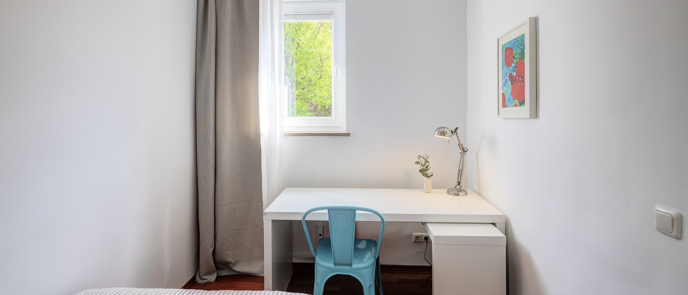 мансардная квартира München Solln 02 2-я спальная комната 14396