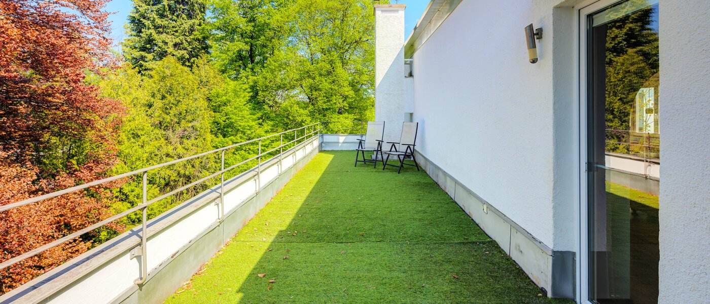 мансардная квартира München Solln 01 2-я терраса с крышей 14396