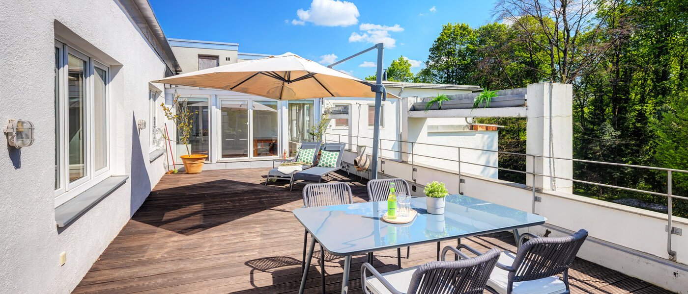 мансардная квартира München Solln 04 1-я терраса с крышей 14396