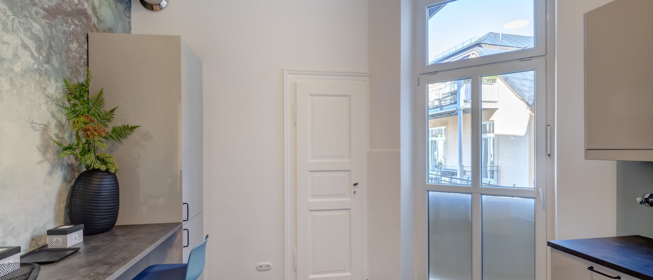 квартира München Schwabing-Nord (zw. Leopoldstraße & Englischen Garten) 04 кухня 14397